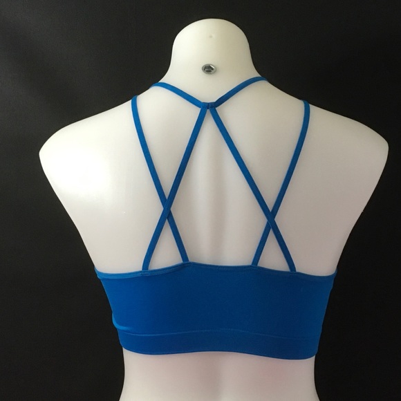 New! Victoria's Secret Unlined - Picture 3 of 3