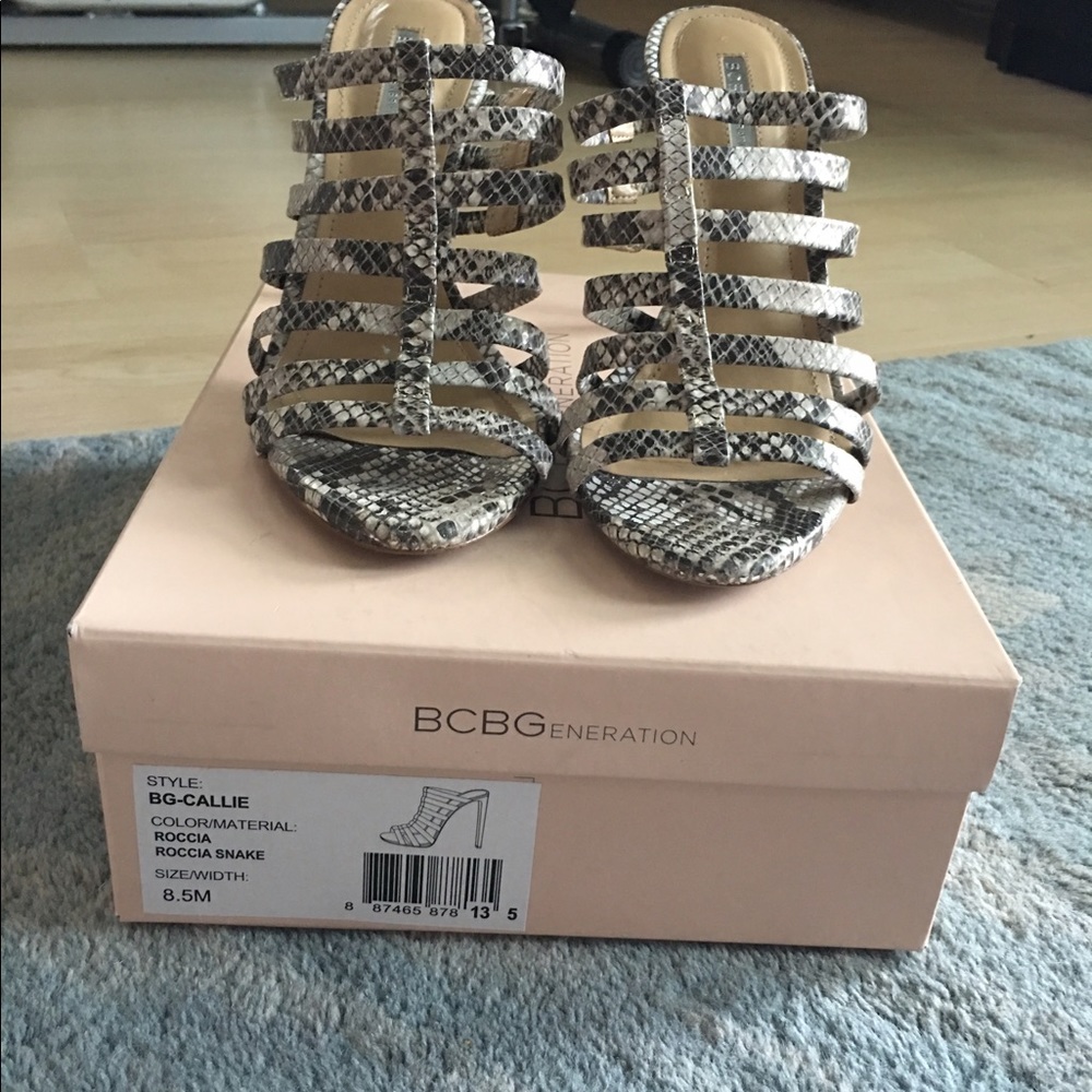 BCBG Slip-on Sandals Snakeskin