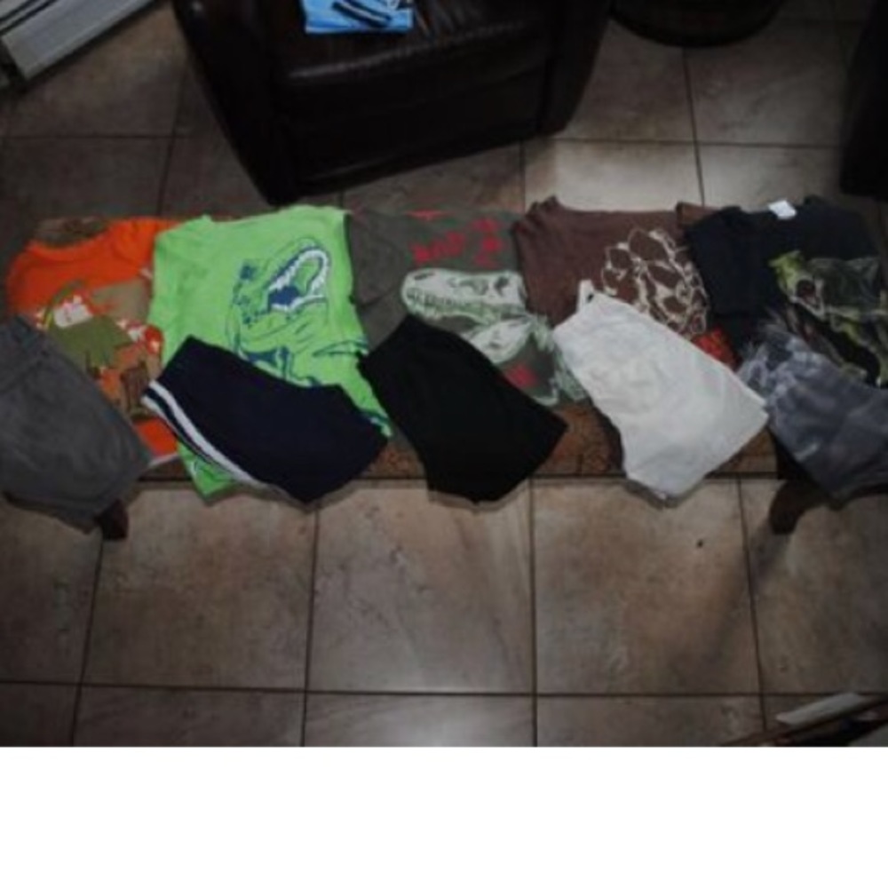 Boys size 5 dinosaur summer bundle