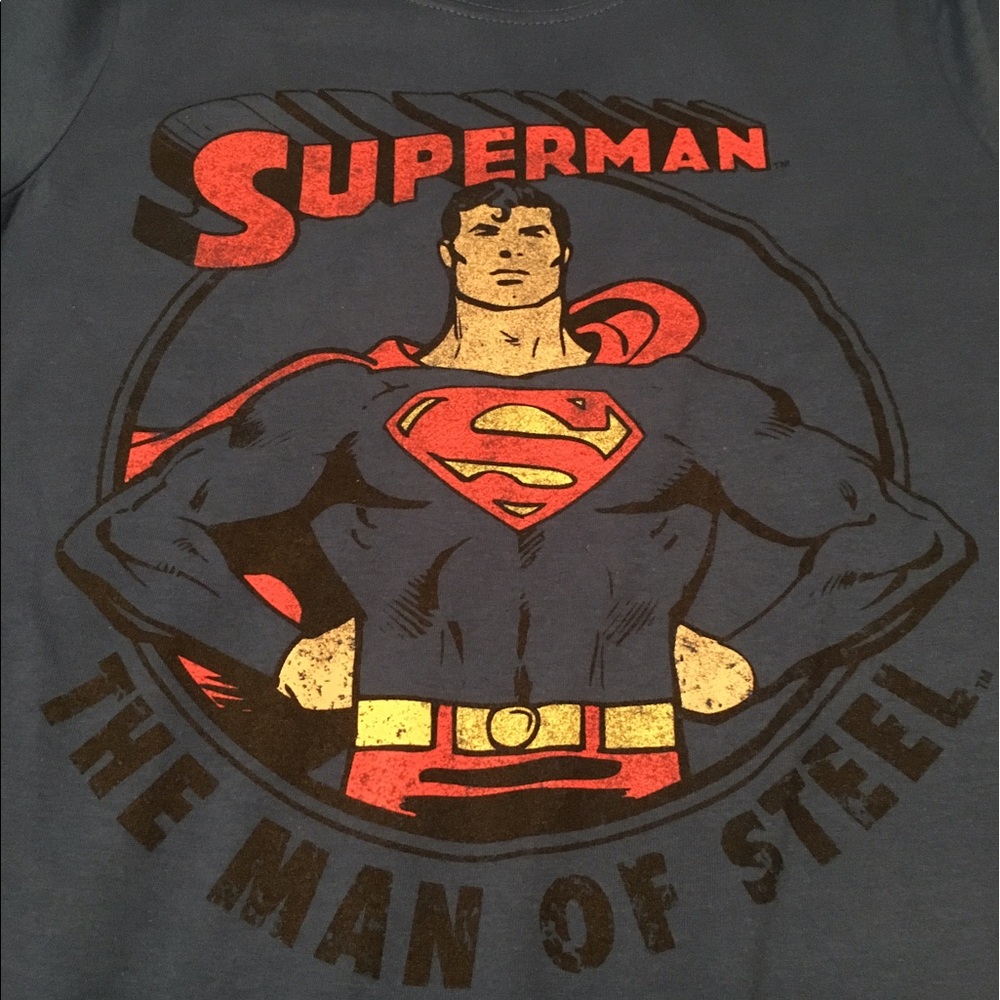 Fitted women's Superman graphic t shirt xs