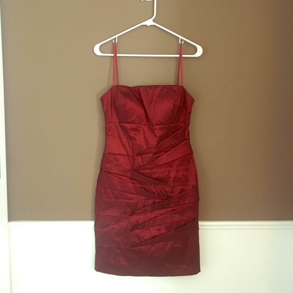 Red strapless dress, hardly worn!