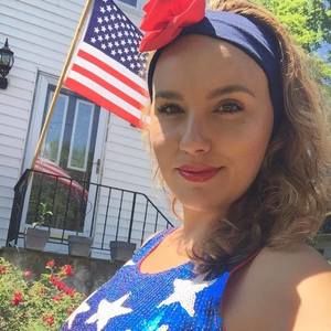 Meet your Posher, Dafina