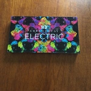 Urban decay electric palette