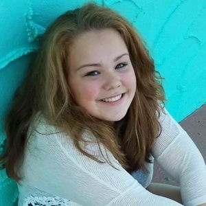 Meet your Posher, Rebecca