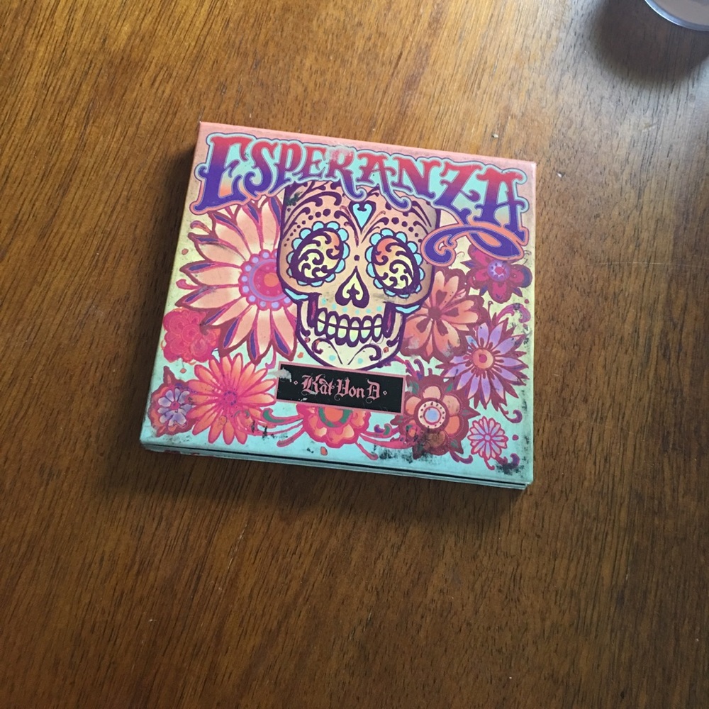 Kay Von D's Esperanza