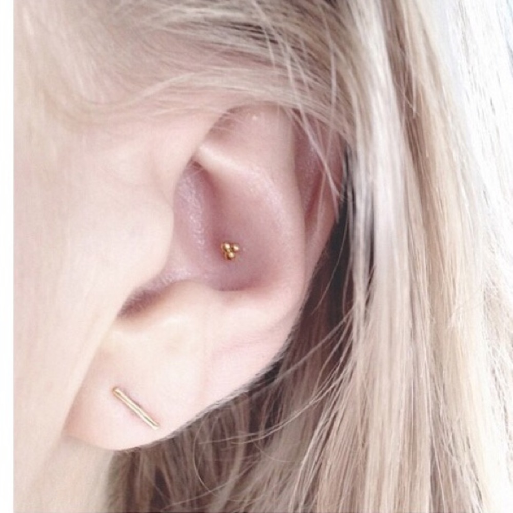 925 Sterling silver Minimal stick earring stud - Picture 2 of 4