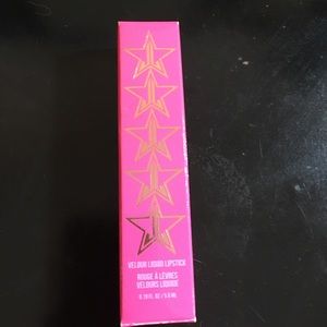 Jeffree star Dominatrix