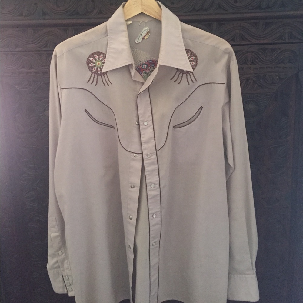 Men's XL Long sleeve hand stitched shirt.