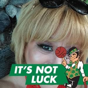 Meet your Posher, Iris