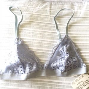 🚫Sold🚫Lilac Lace Bralette