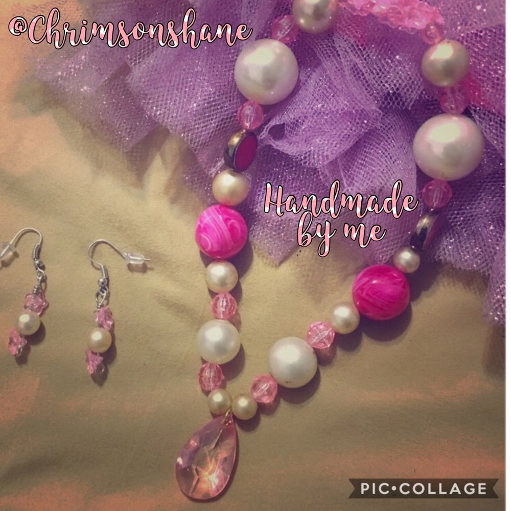 🆕 Girl's Pink & White Jewelry Set