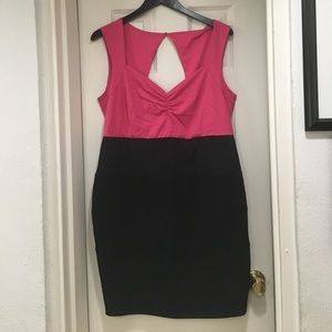 Torrid Bodycon dress NWOT never worn, Size 1