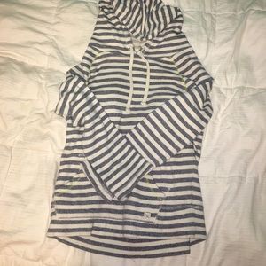 Billabong comfy, breathable hoodie