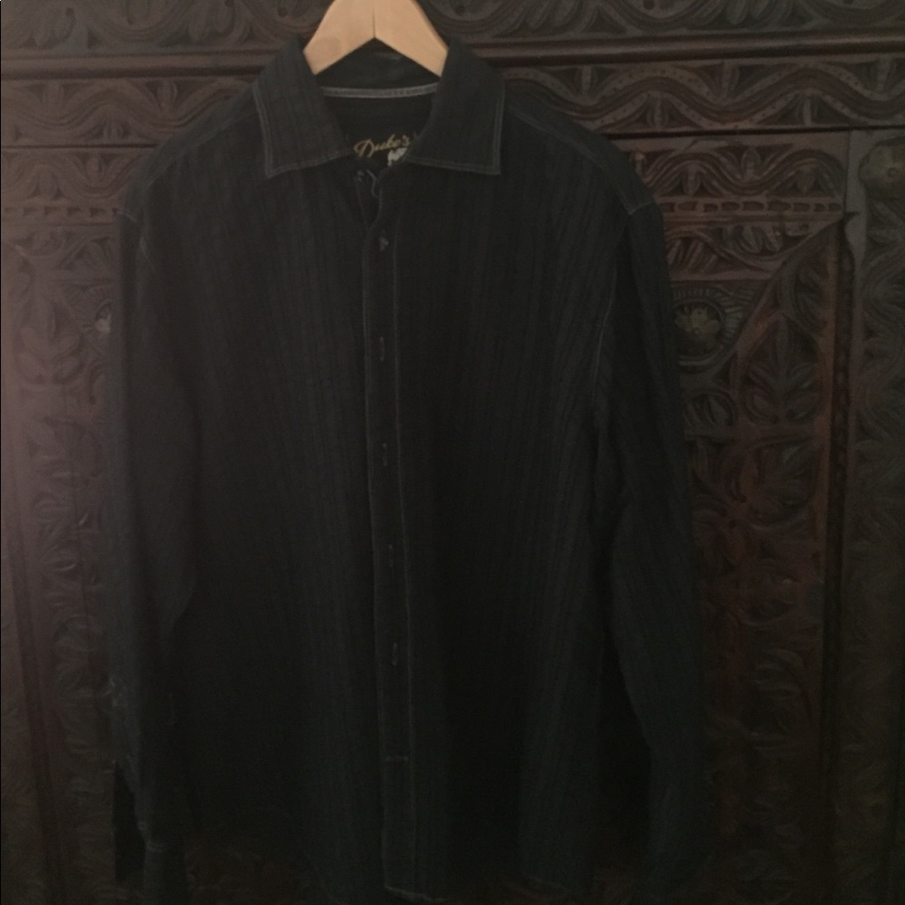 Men's XL black long sleeved shirt