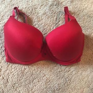 Victoria's Secret lined Demi fabulous bra