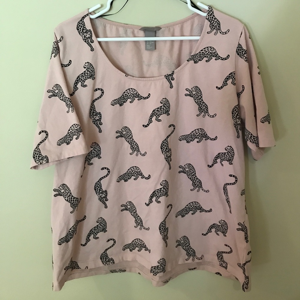 H&M PLUS SIZE pink cheetah print top