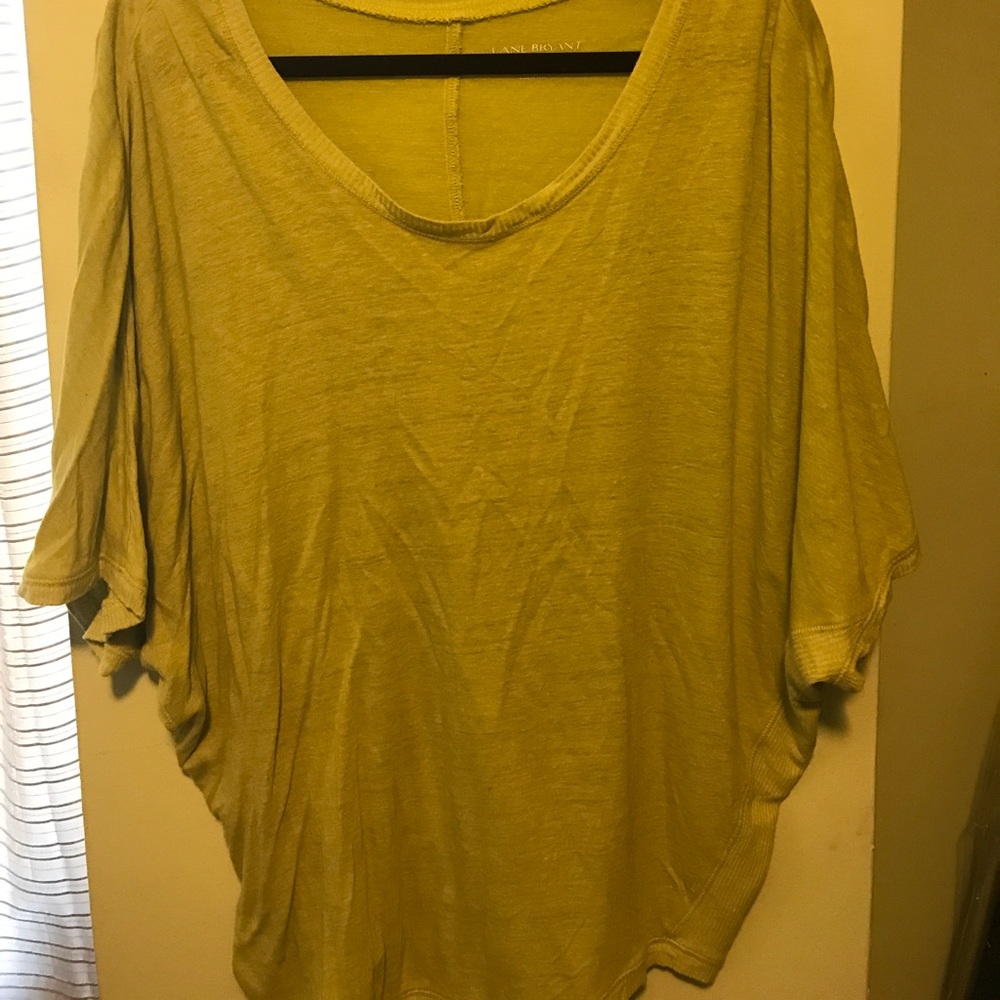 Short sleeve lime green shirt.
