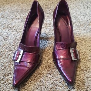 BCBGMAXAZRIA Cranberry-Wine Heels