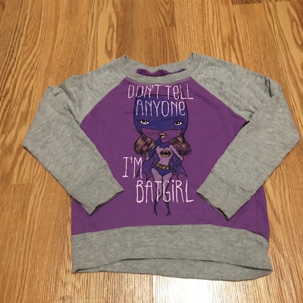 Light weight sweater