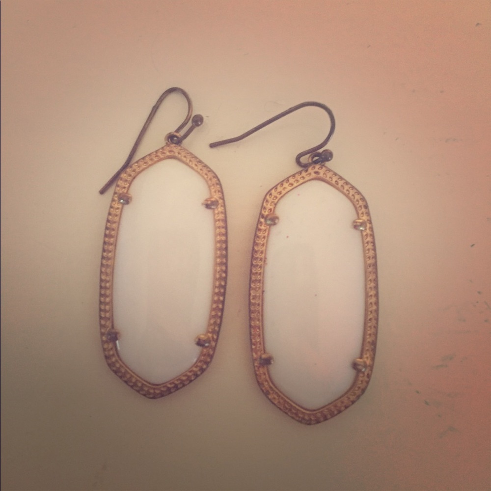 White Elle Kendra Scott earrings