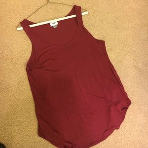 Old Navy Burgundy scoop neck tank