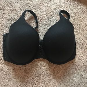 Victoria's Secret body by victoria bra