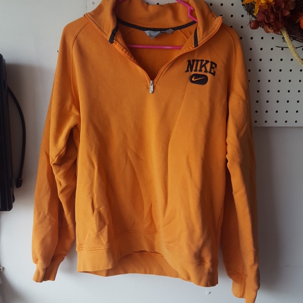 Nike sweatshirt