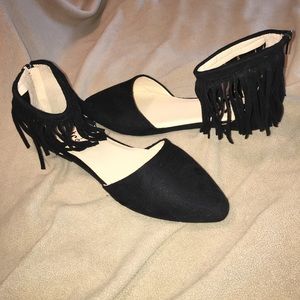 black fringe flats