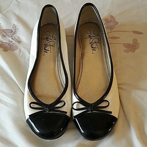 Life Stride Ballet Flats