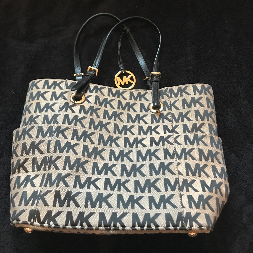 Michael Kors Tote