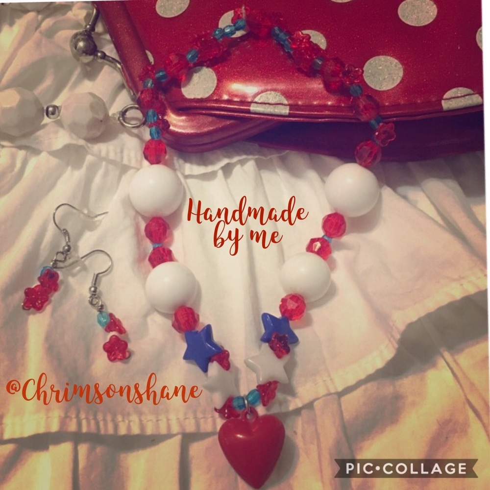 🆕 Girl's Red, White,& Blue Jewelry Set