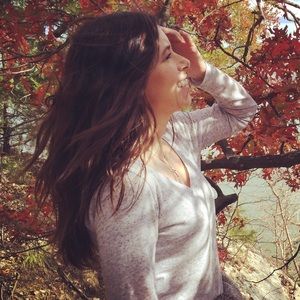 Meet your Posher, Elizabeth