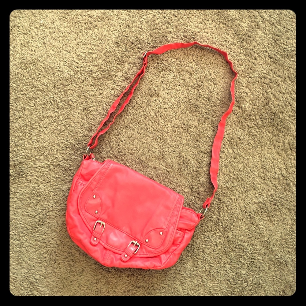 FREE IN ANY BUNDLE Coral Mudd Purse/ Crossbody