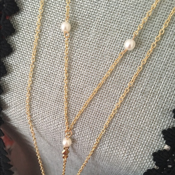 Revolve layered drop necklace IN GOLD - Picture 3 of 4