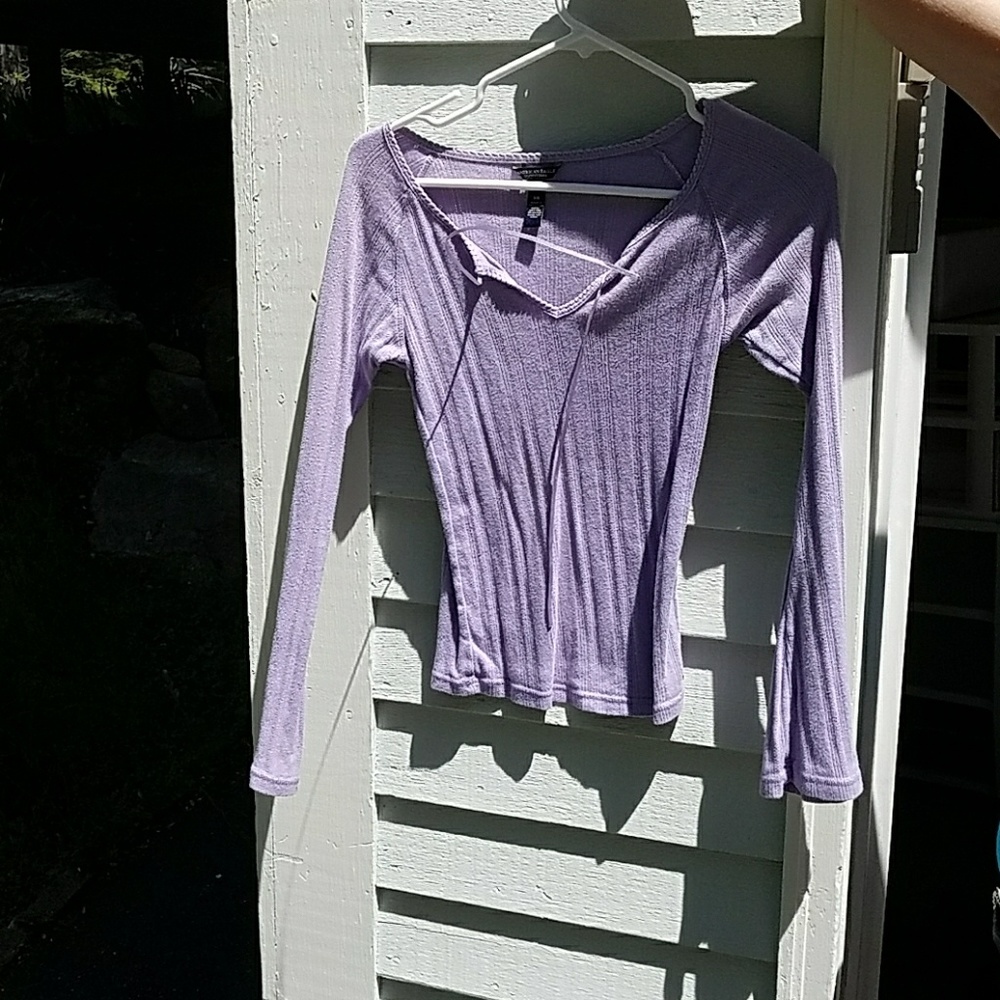 American Eagle lilac long sleeve