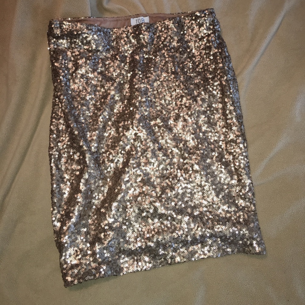 gold sequin skirt