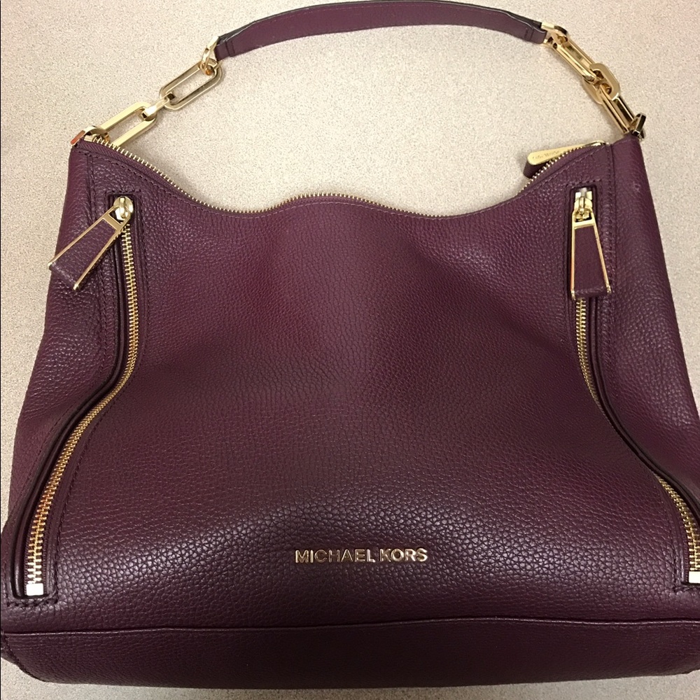 💕Sale!💕 Leather Michael Kors Hobo Bag