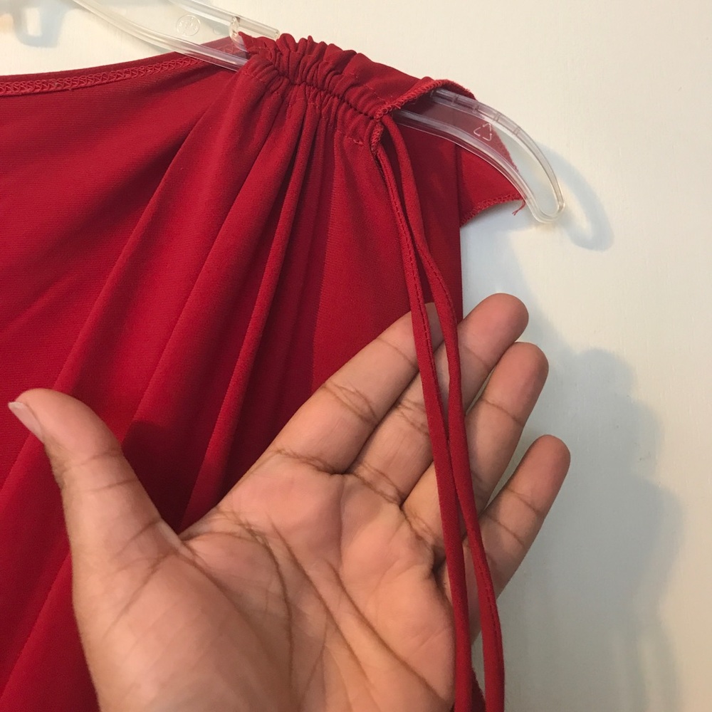 Red blouse - Picture 2 of 5