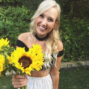 Meet your Posher, Cami