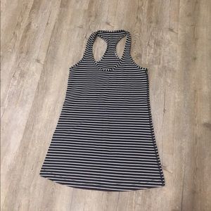 Lululemon razorback tank - size 8