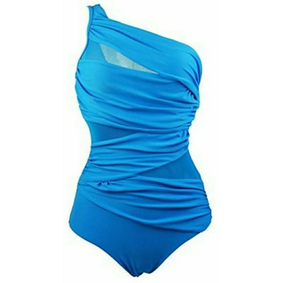 COCOSHIP Other - SALE! HPCOCOSHIP One Shoulder One-Piece