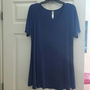 Lularoe top