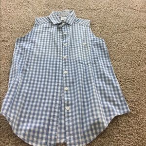 Columbia sleeveless button down