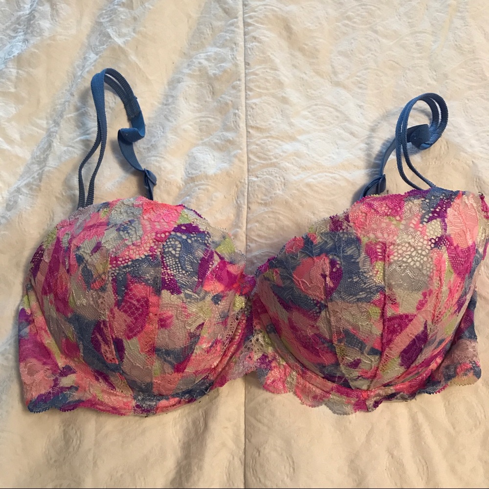 Victoria's Secret PINK Push Up Bra/Pigeneonnant