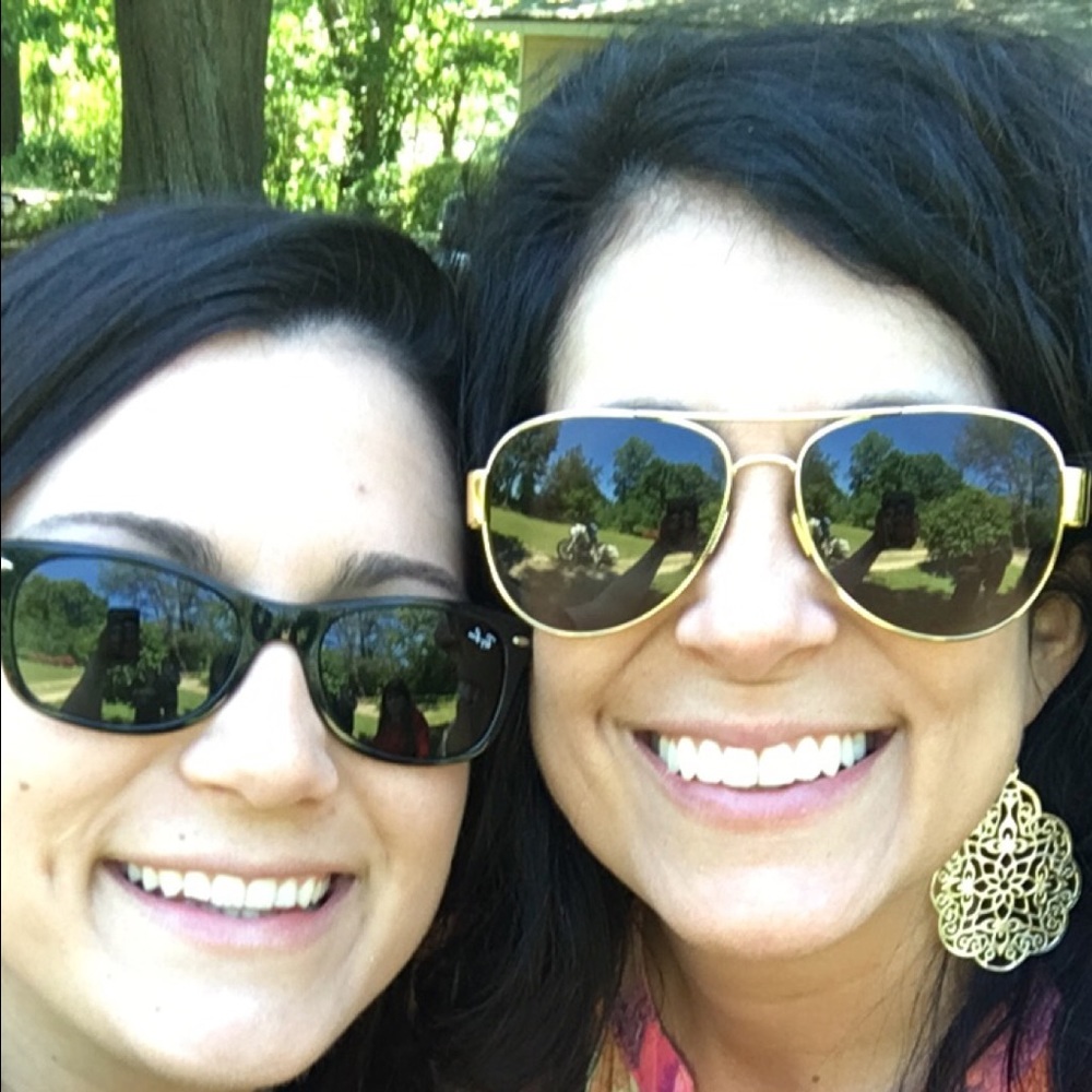 Meet your Posher, Christy