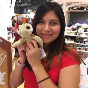 Meet your Posher, Melissa