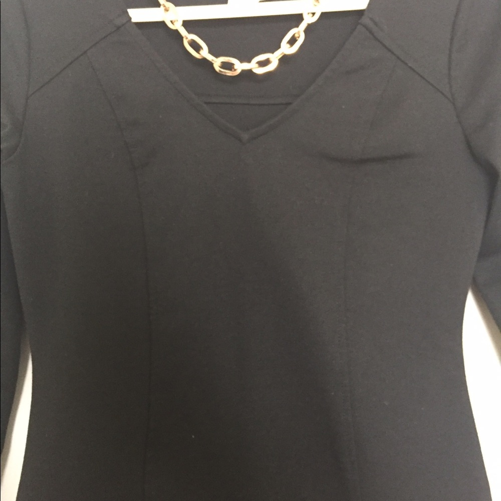 [BCBGeneration] black seamed v-neck bodycon - Picture 4 of 7
