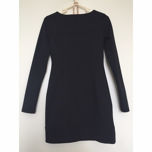 [BCBGeneration] black seamed v-neck bodycon - Picture 3 of 7