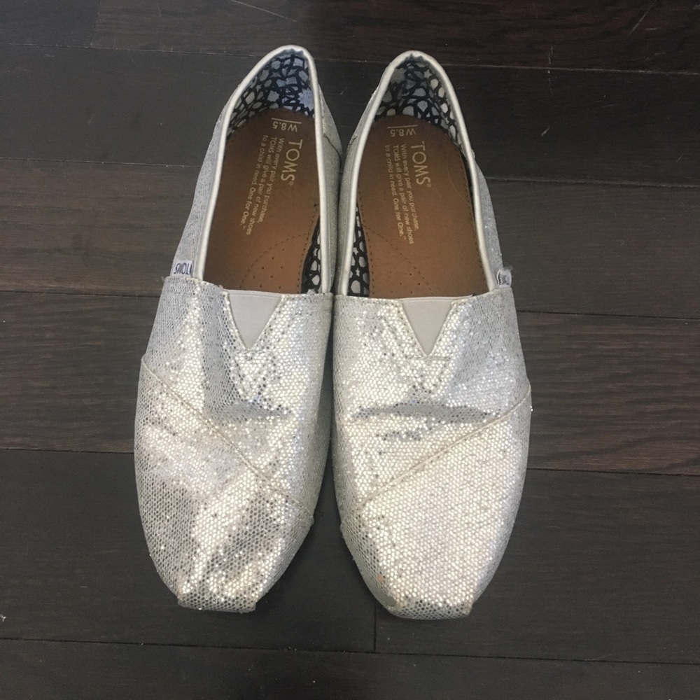 Silver sparkle TOMS Sz. 8.5