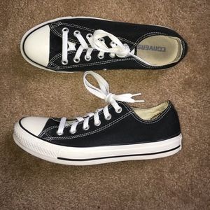 Black & white converse